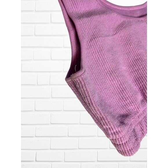 SANRIO Women's Medium Hello Kitty and friends pink crop‎ top - Picture 7 of 12